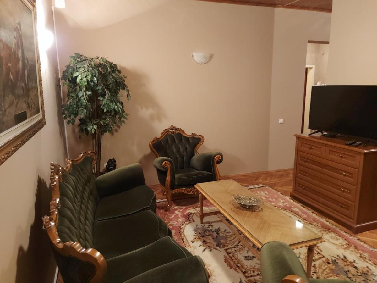 Ferienwohnung Danica I Vuk Ni Exterior foto